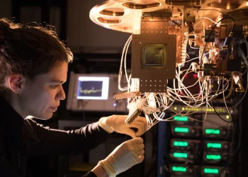 Advancements in Quantum Computing and Their Impact on AI Development