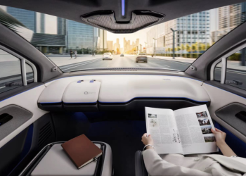 How Long Until Autonomous Driving Technology Is Fully Commercialized?