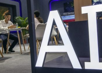 How Can Enterprises Effectively Leverage Artificial Intelligence and Big Data to Enhance Their Competitive Edge?