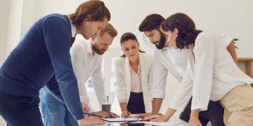 The Future Competitive Landscape of AI: Which Companies and Technologies Will Dominate the Next Golden Era?